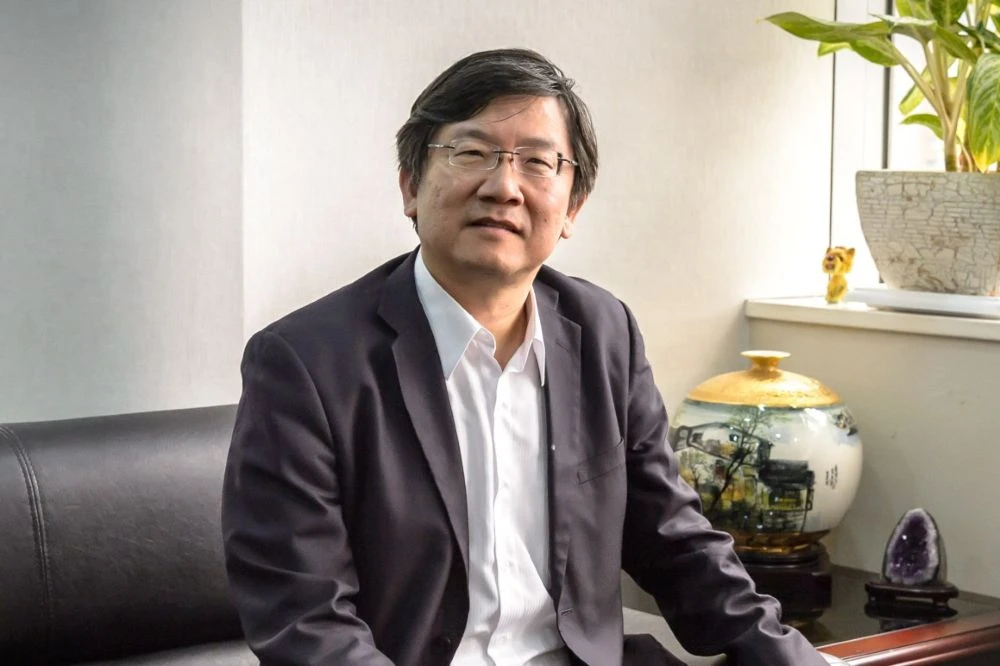 雲端智慧領航者 與母校攜手推動智慧商圈｜專訪傑出校友 磐儀科技(股) 李明學長